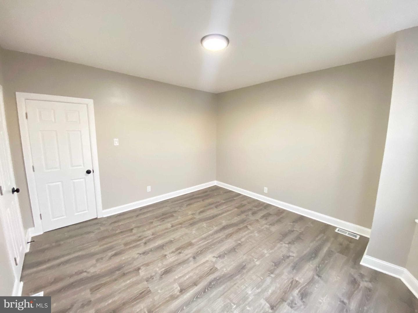 3027 Agate Street photo 13
