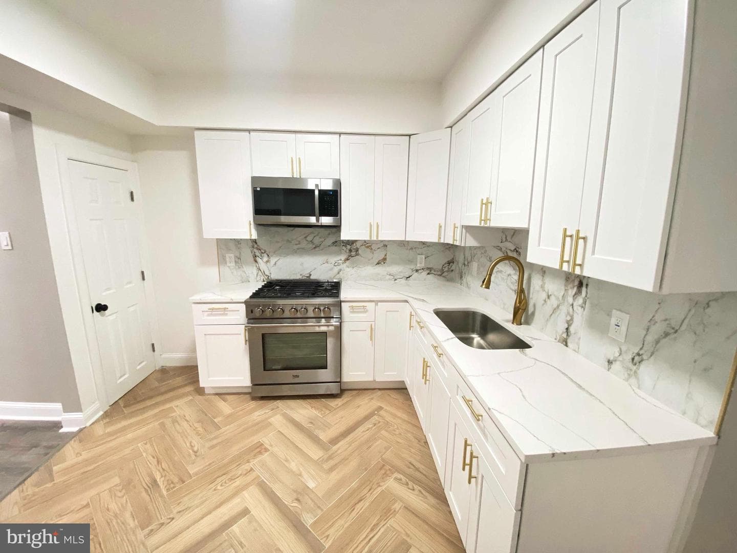 3027 Agate Street photo 26