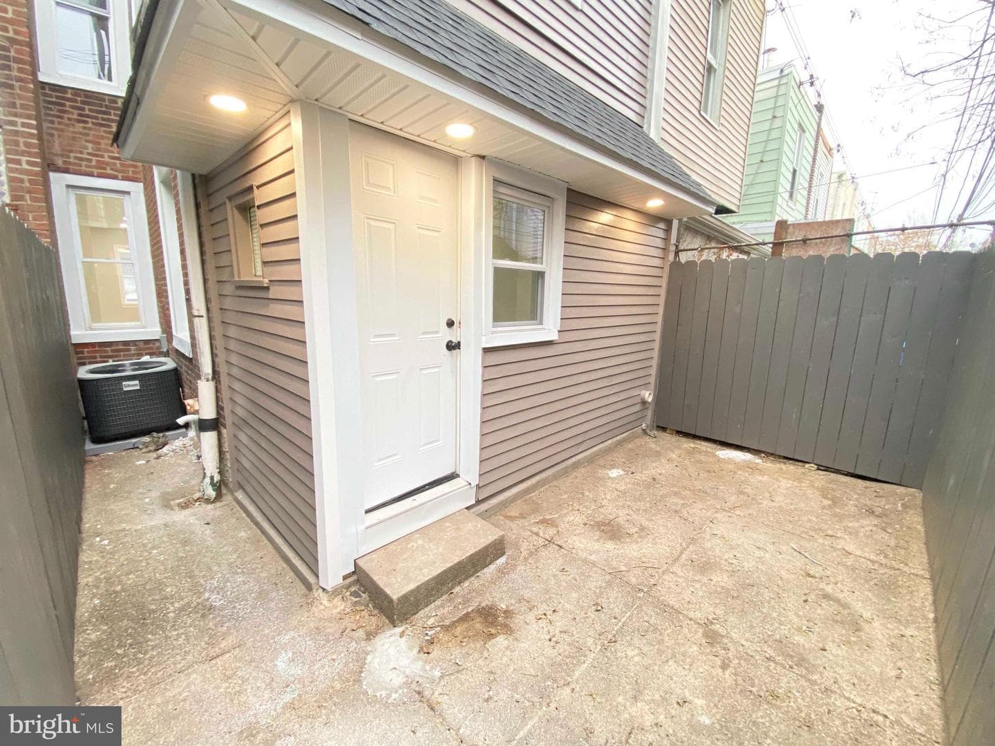 3027 Agate Street photo 29