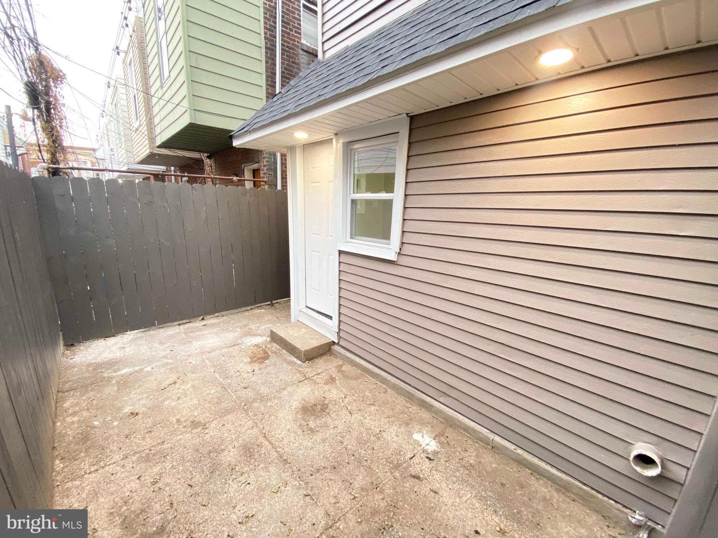 3027 Agate Street photo 30