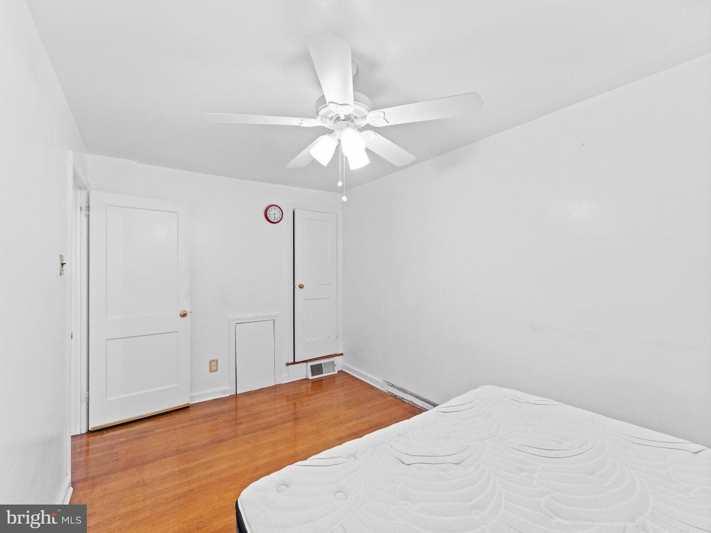 5924 Ella Street photo 14