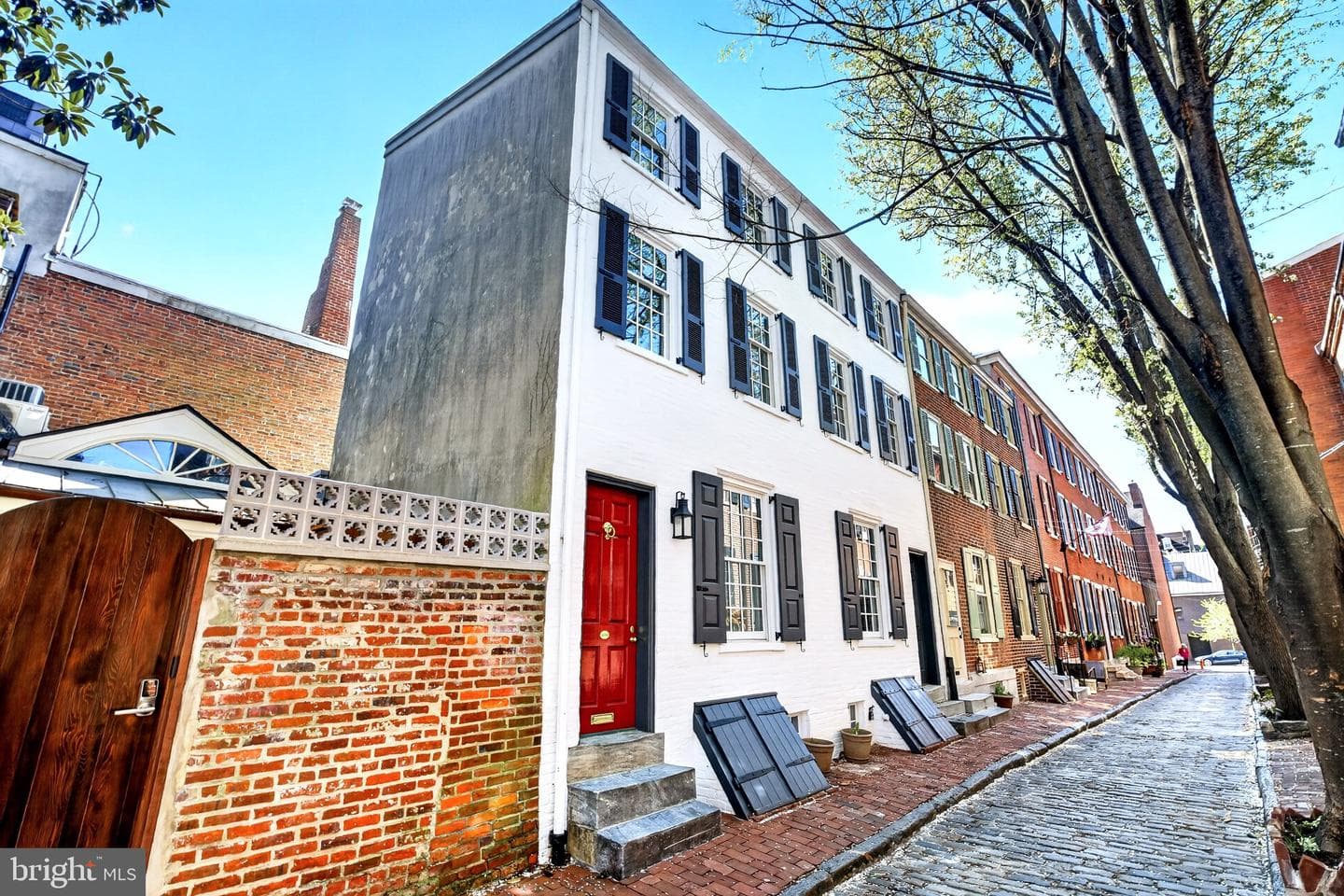 303 S American Street, Philadelphia