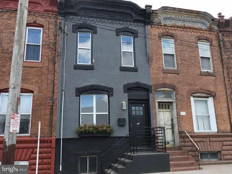 2212 Morris Street photo 1