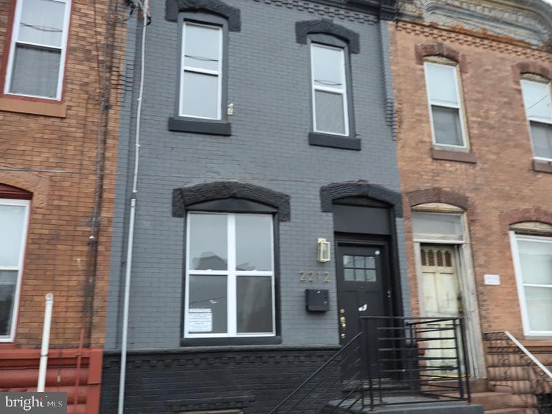 2212 Morris Street photo 2