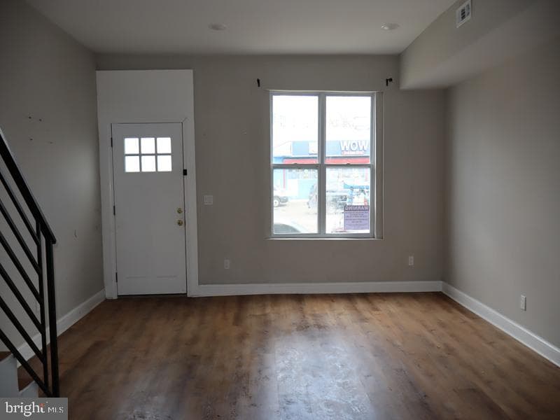 2212 Morris Street photo 6