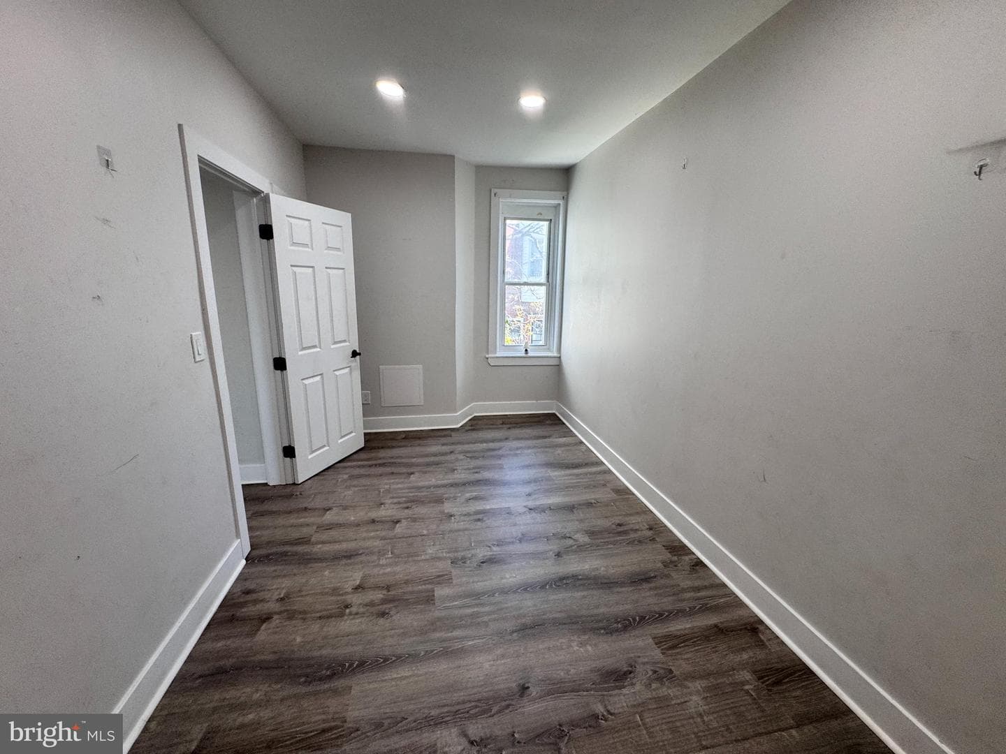 5511 Pemberton Street photo 19