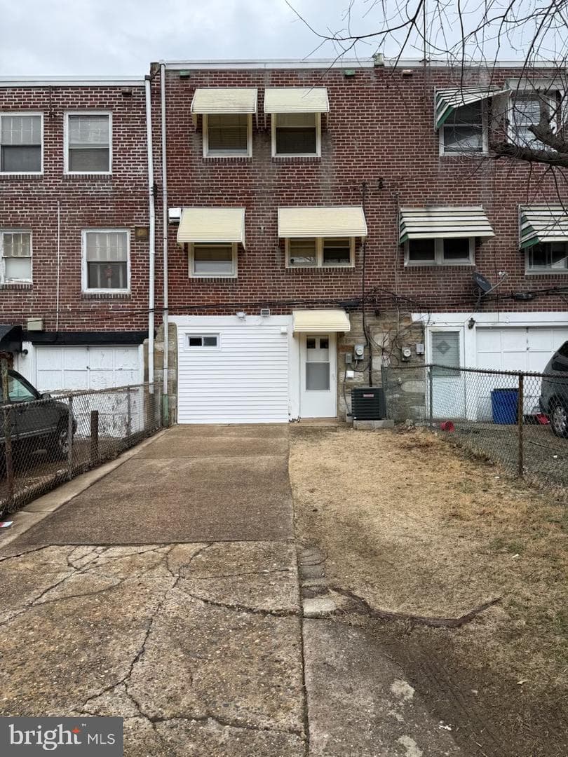 1610 Benner Street photo 45