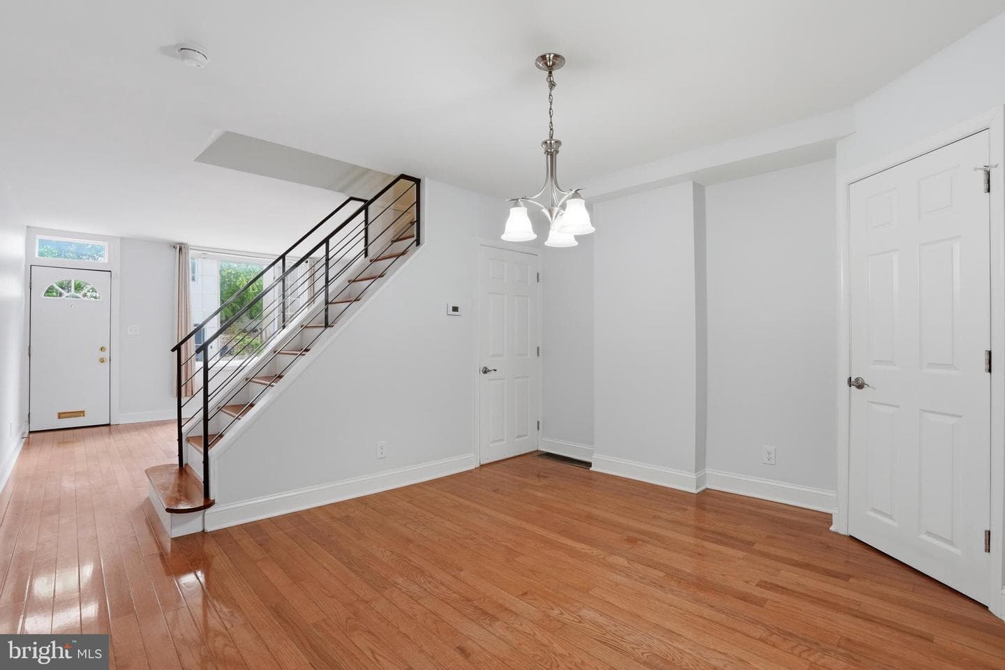 2051 E Fletcher Street photo 9