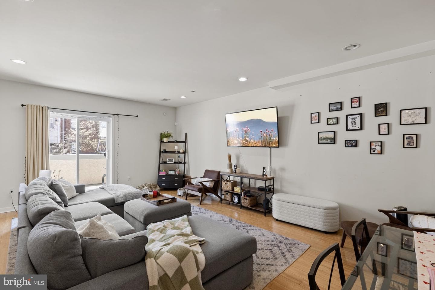 1307 S Hancock Street photo 9