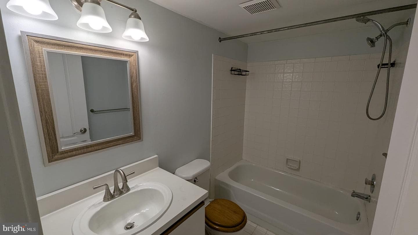 405 Shawmont Avenue #d photo 43