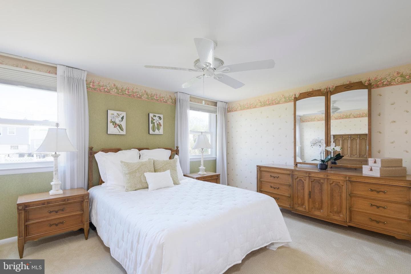 831 Regina Street photo 19