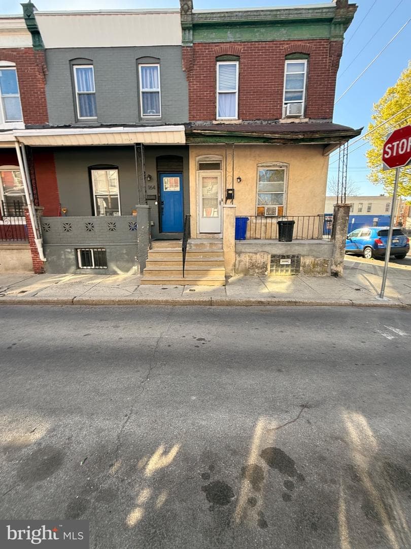 166 N Dearborn Street, Philadelphia