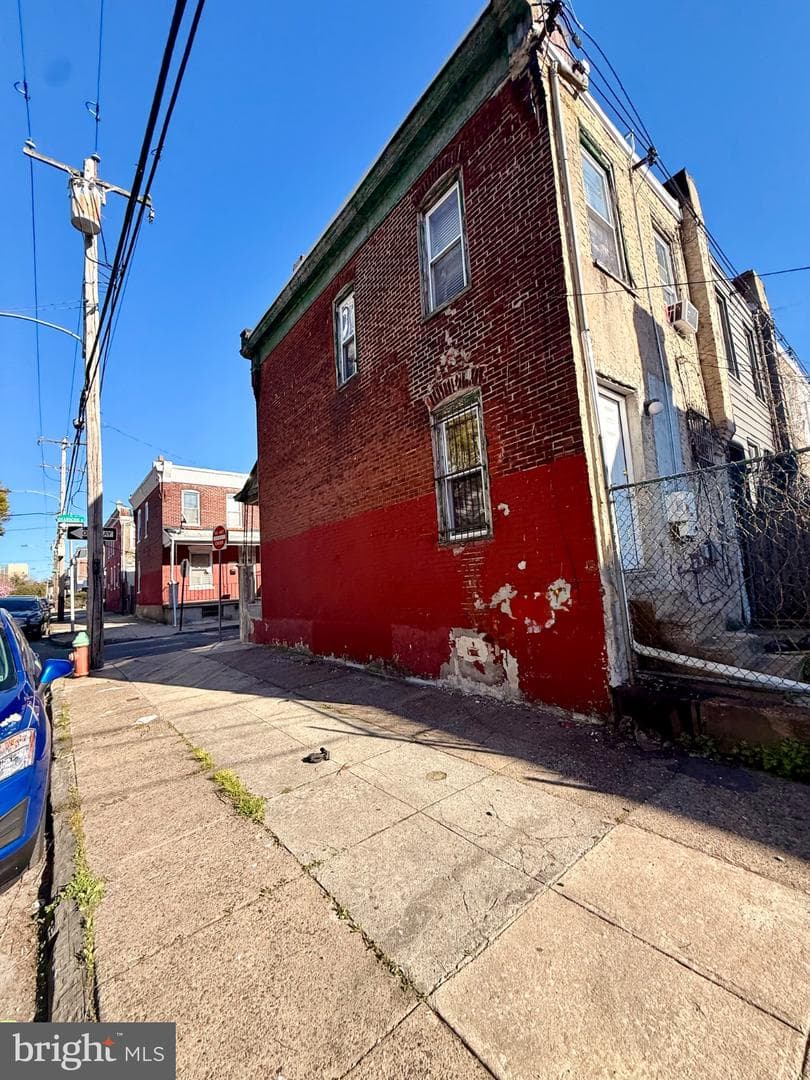 166 N Dearborn Street, Philadelphia