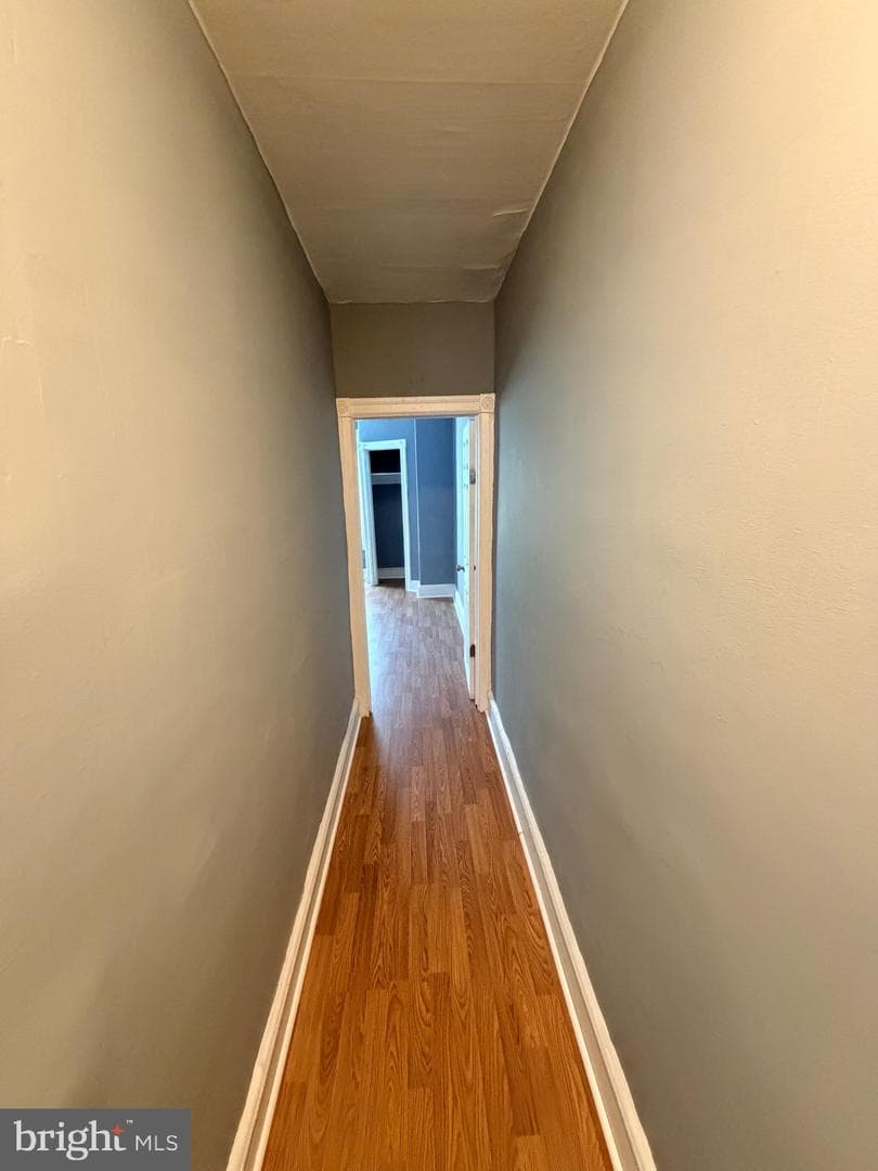 5520 Addison Street photo 10