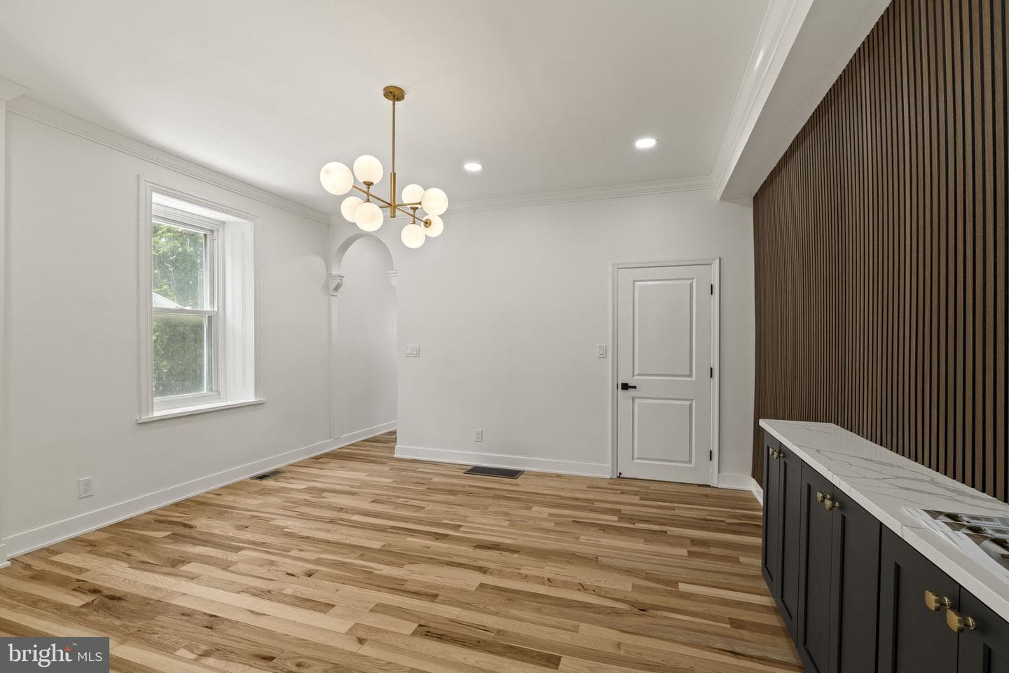 174 Lauriston Street photo 13