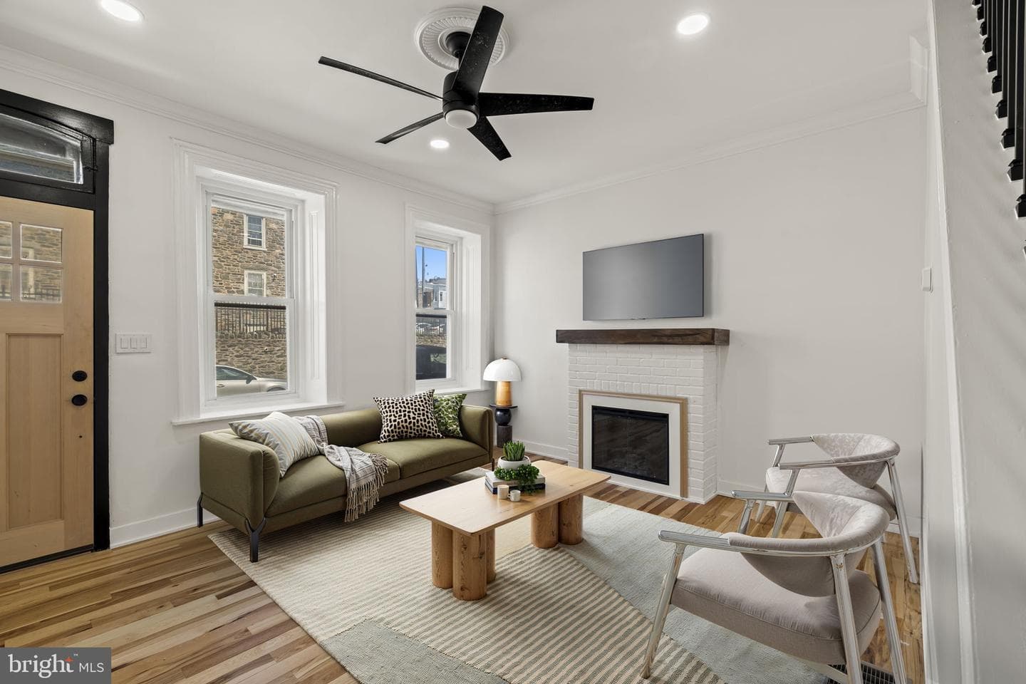 174 Lauriston Street photo 3
