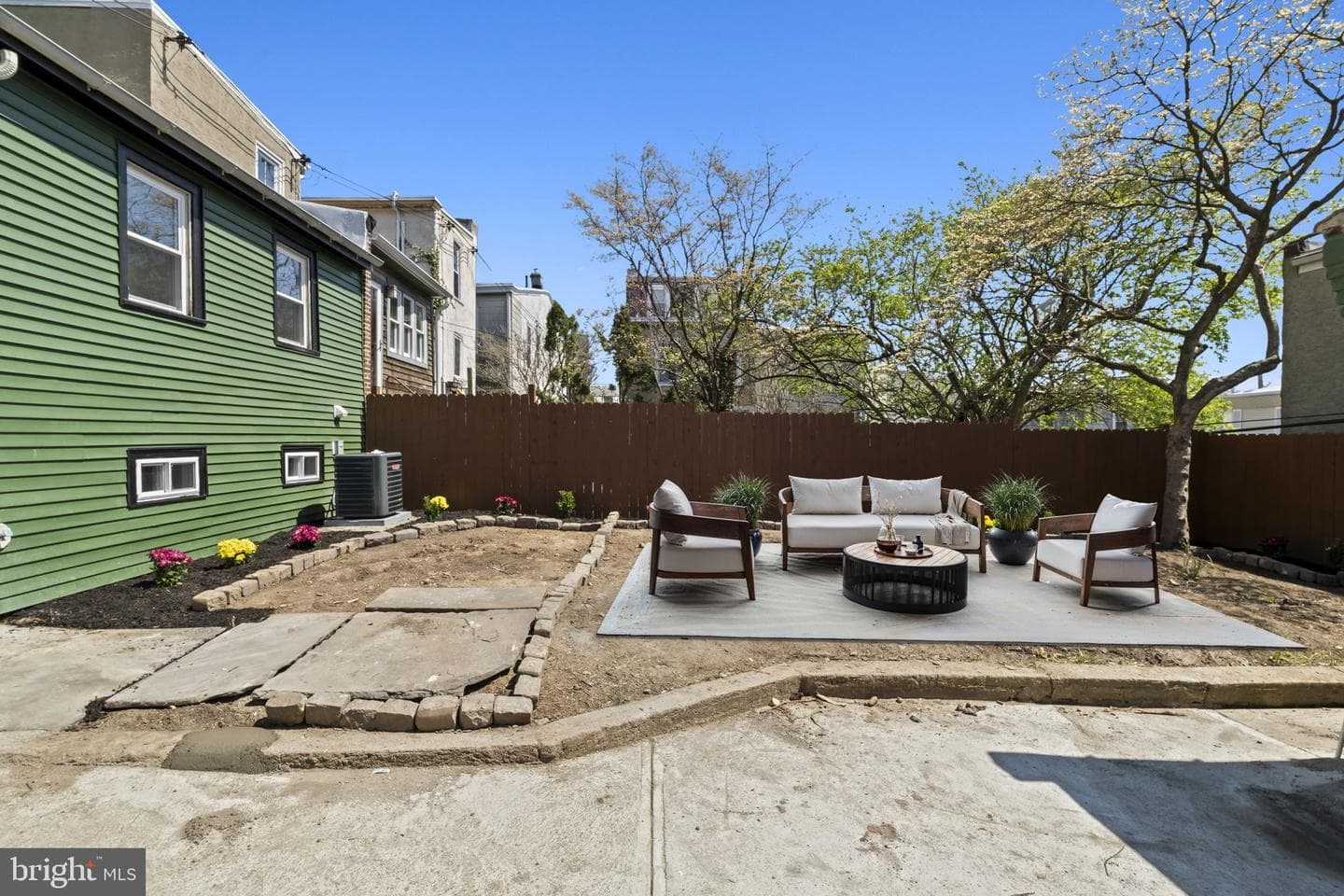 174 Lauriston Street photo 56