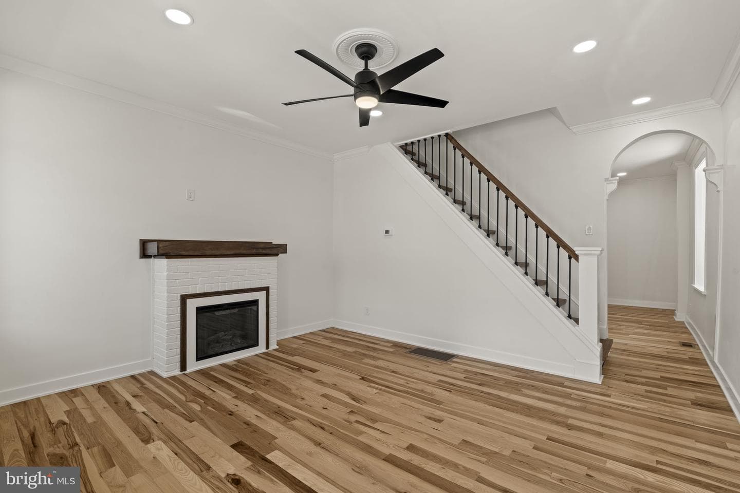 174 Lauriston Street photo 8