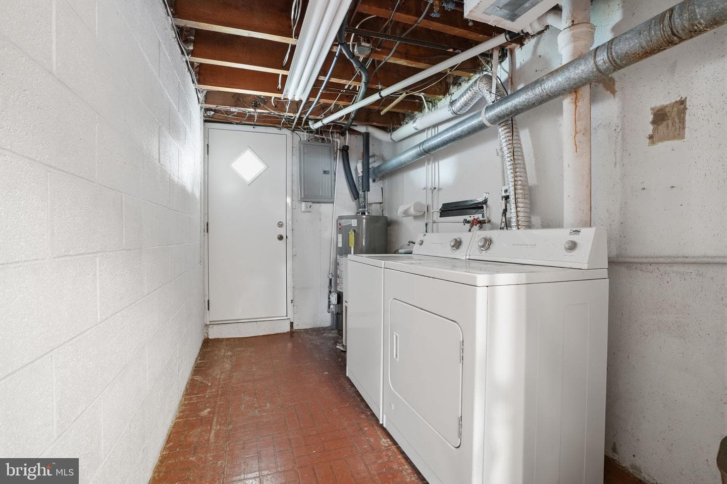 2035 Nester Street photo 17