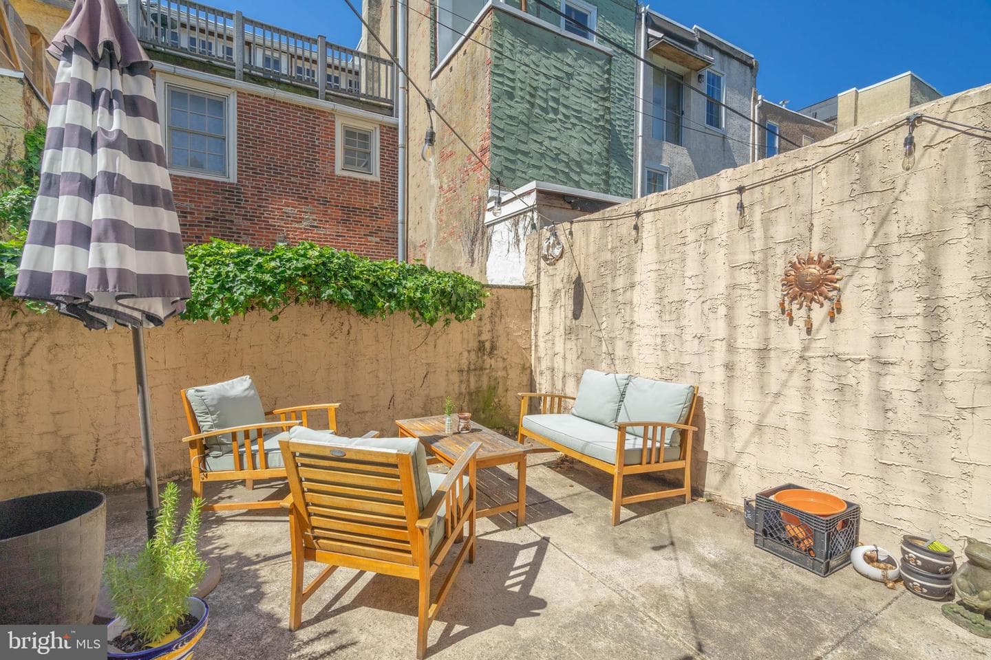 628 Kimball Street photo 2