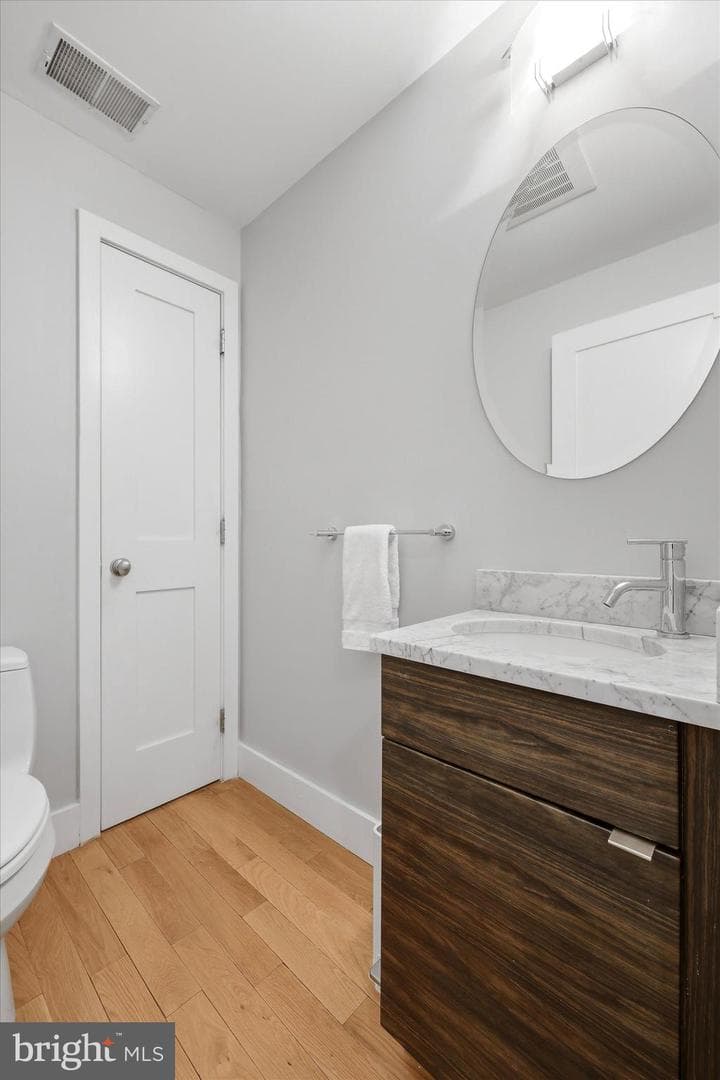 112 Market St # 3 photo 6