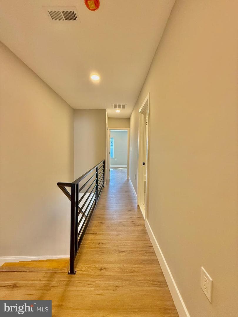 2058 E Auburn Street photo 30