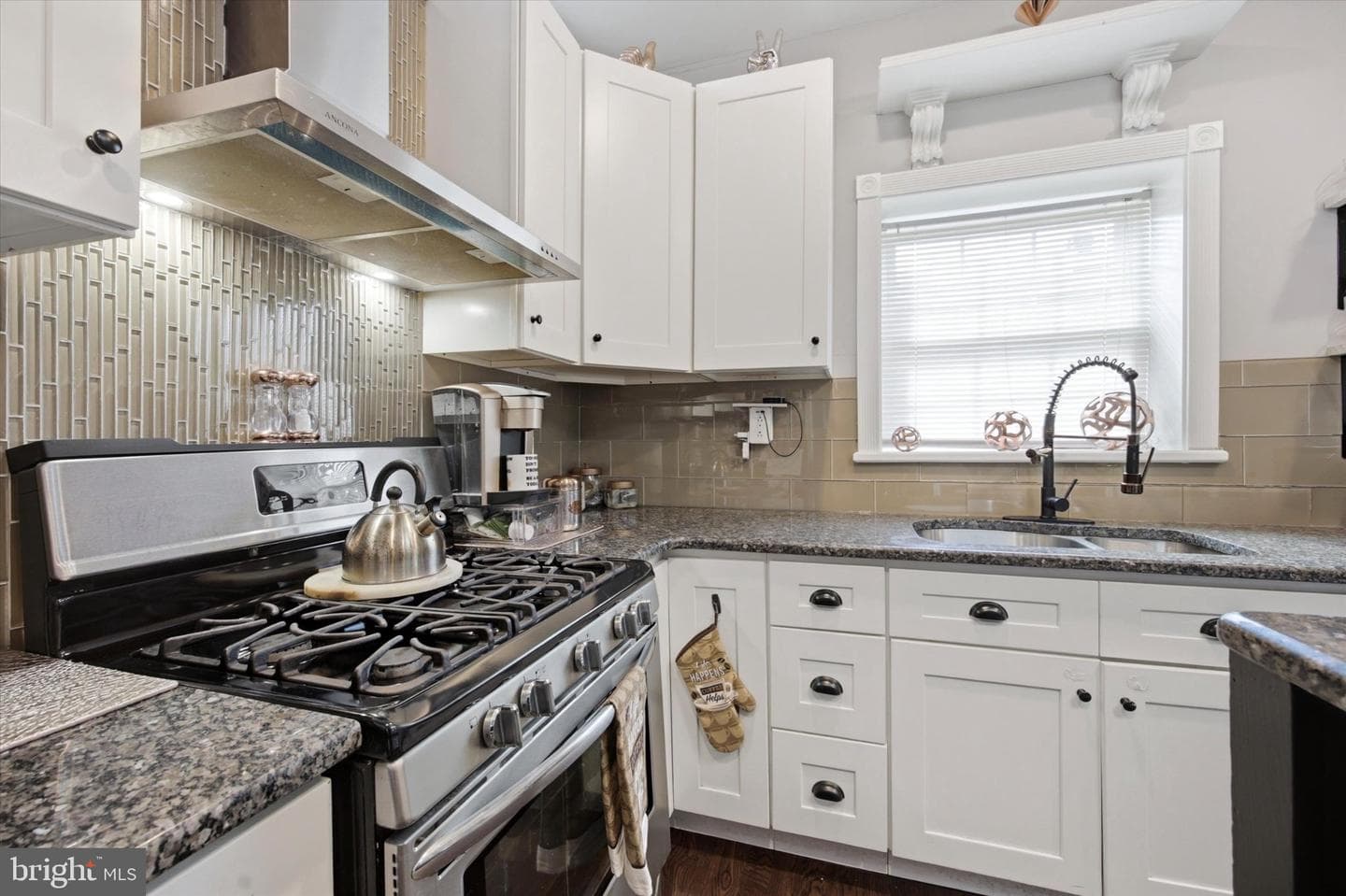 6224 Cedar Avenue photo 15