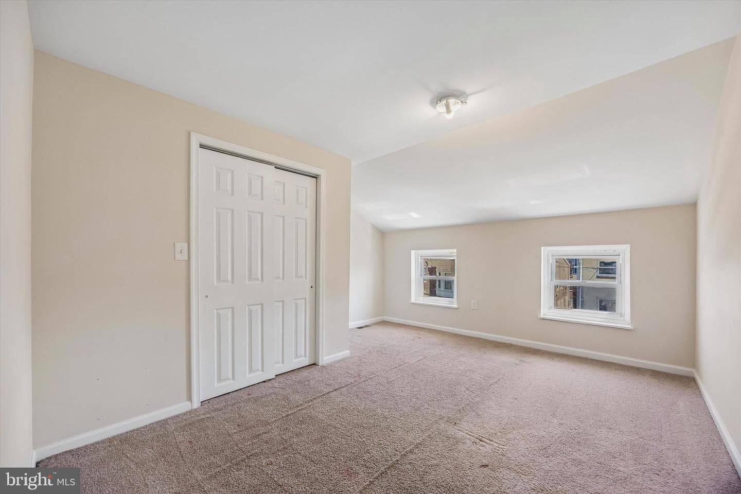 436 Lemonte Street photo 20