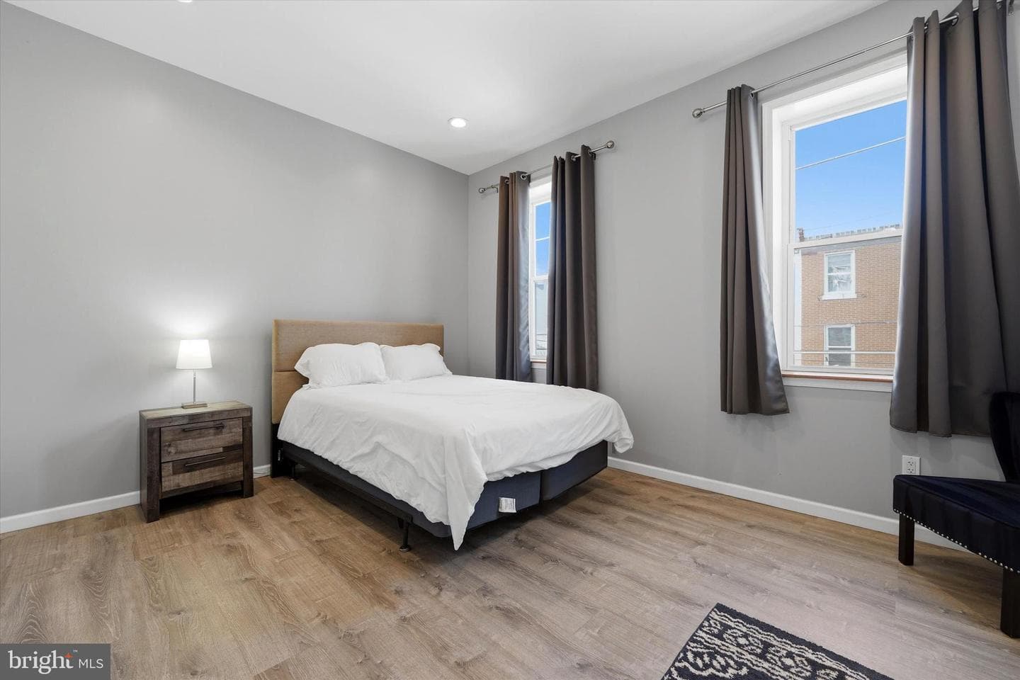2057 N Franklin Street photo 18