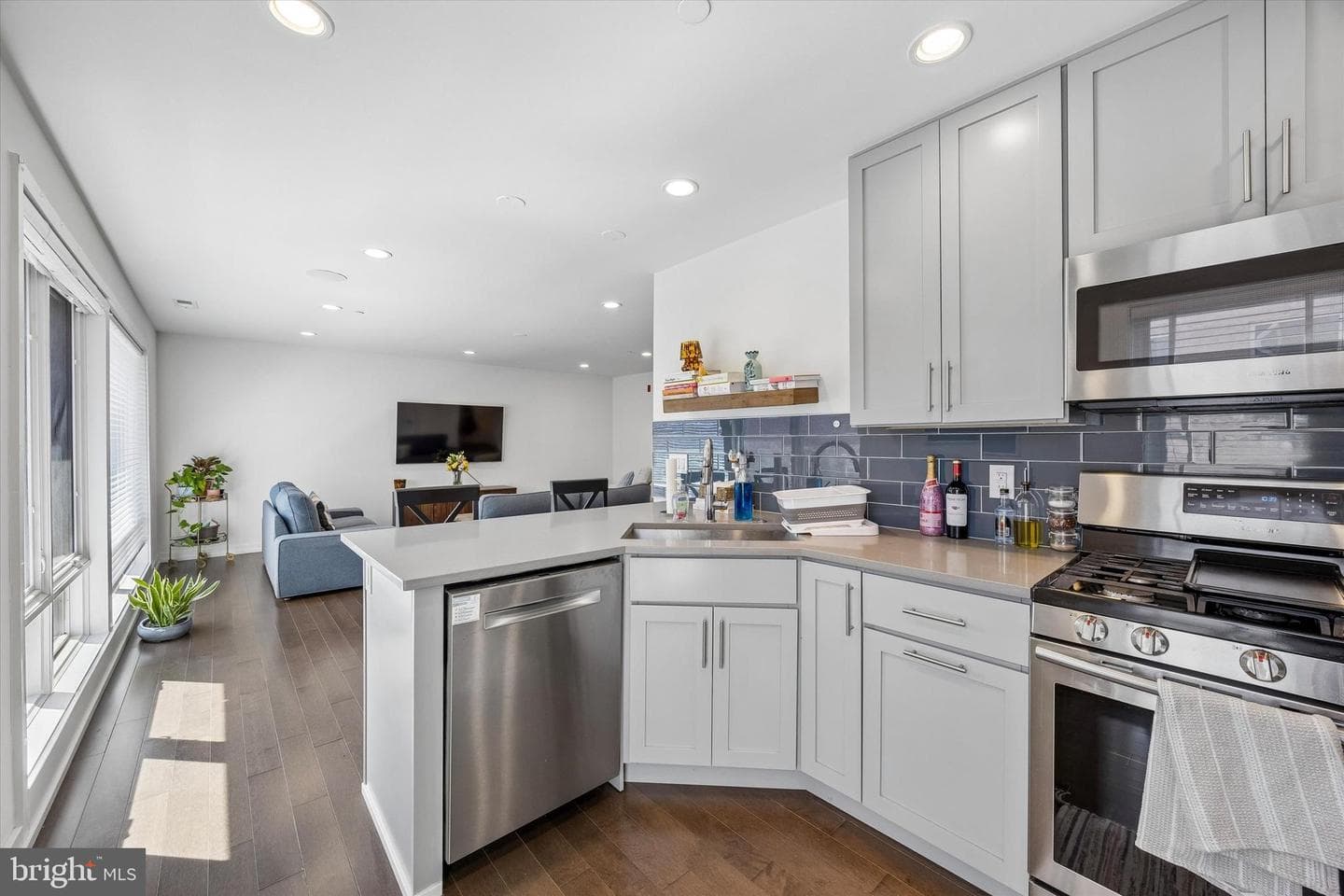 728 S Sartain Street #3 photo 14