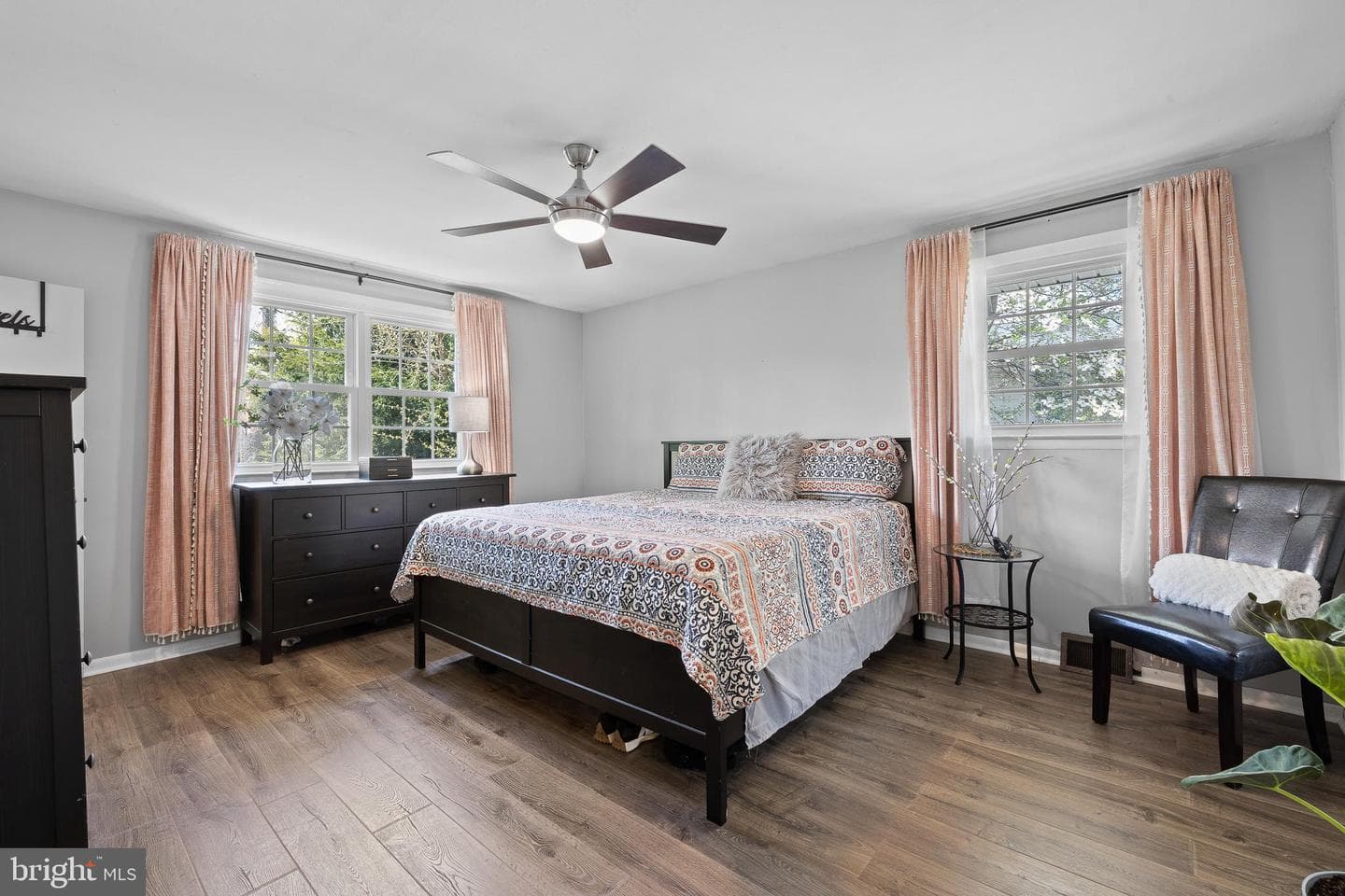 1044 Bloomfield Avenue photo 21