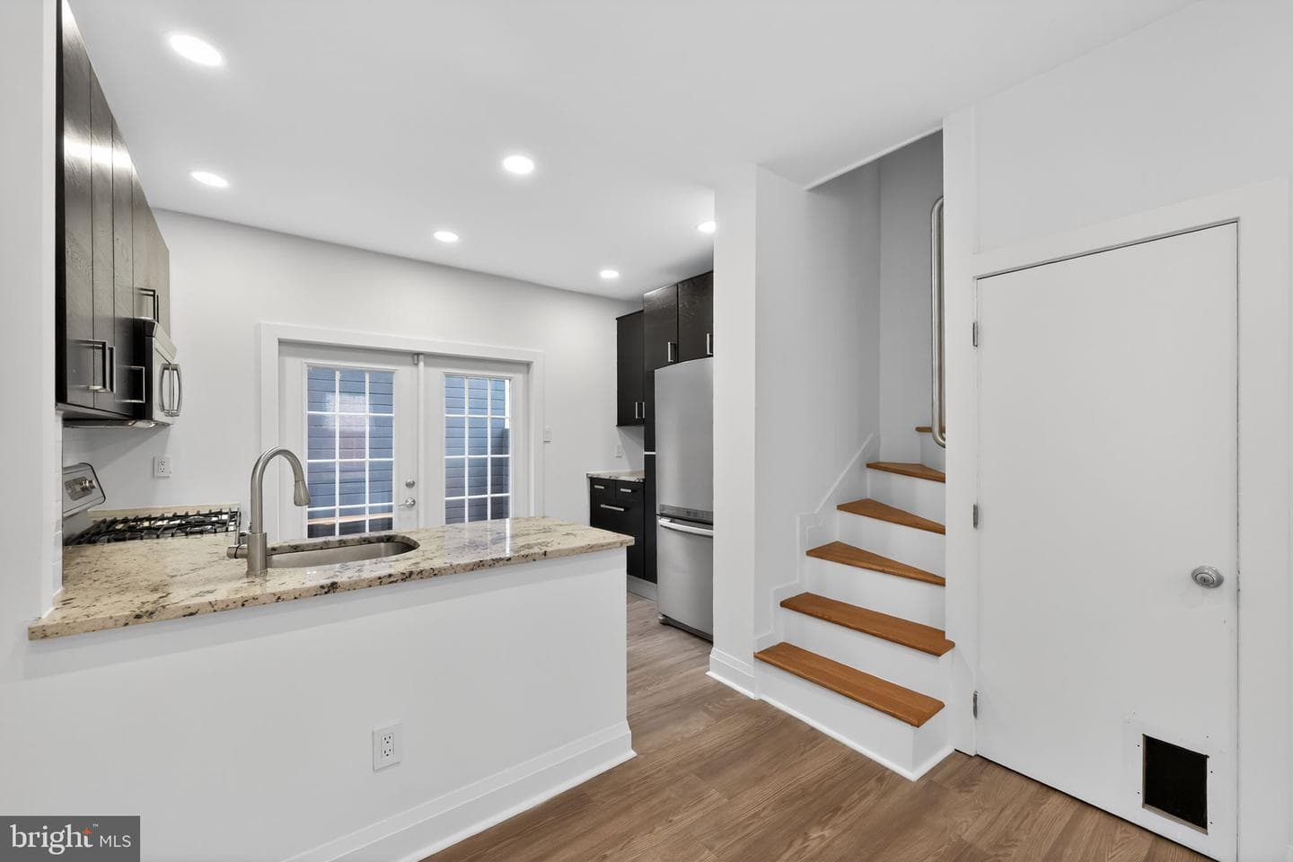 608 Kater Street photo 20
