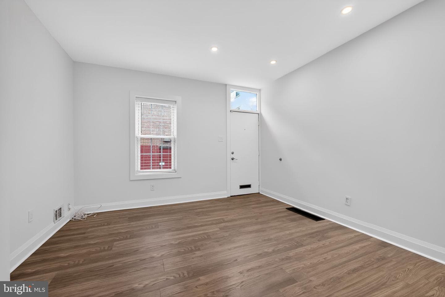 608 Kater Street photo 5