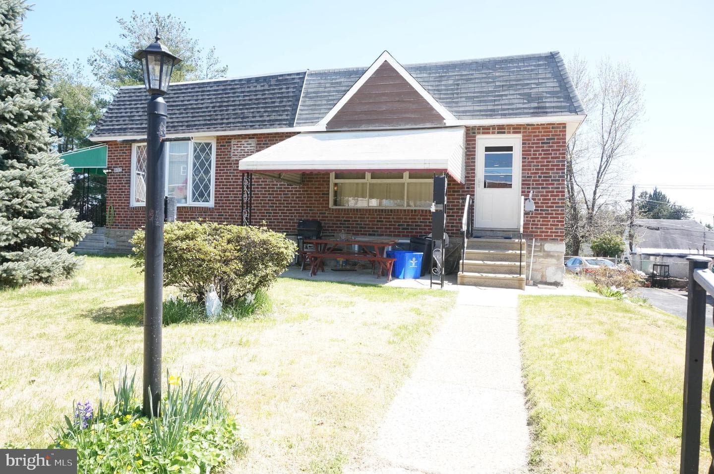 9115 Ferndale Street photo 2