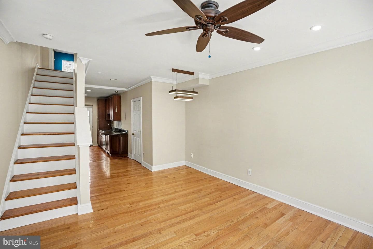 1149 S Dorrance Street photo 5
