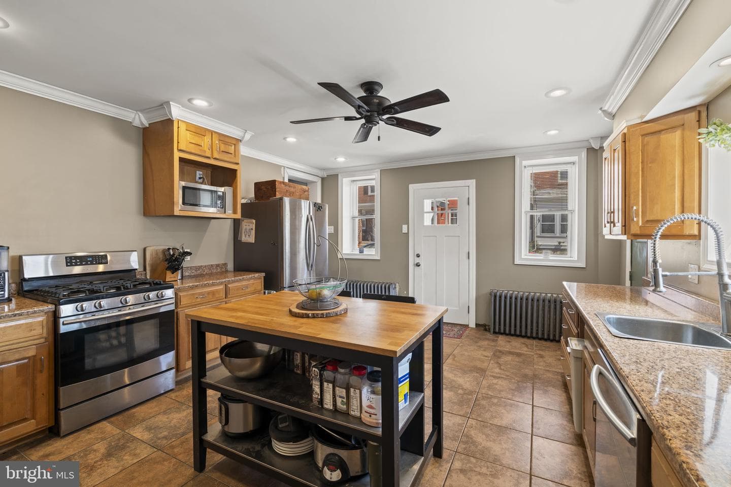 155 Jamestown Street photo 12