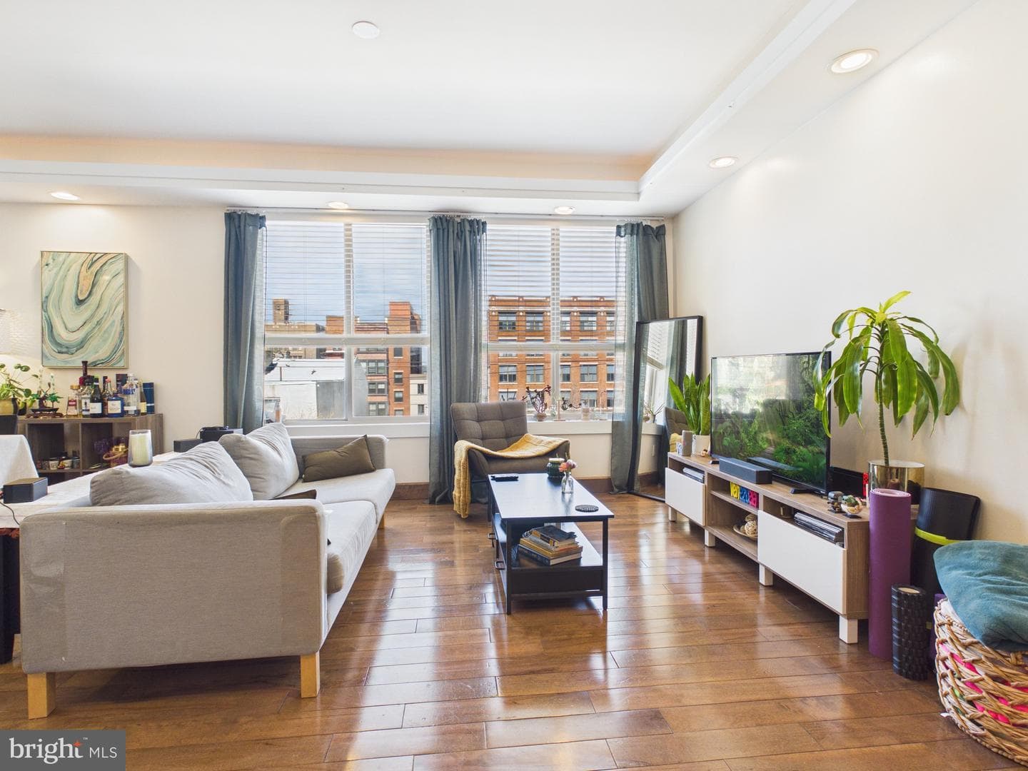 1241 Buttonwood Street #4c, Philadelphia