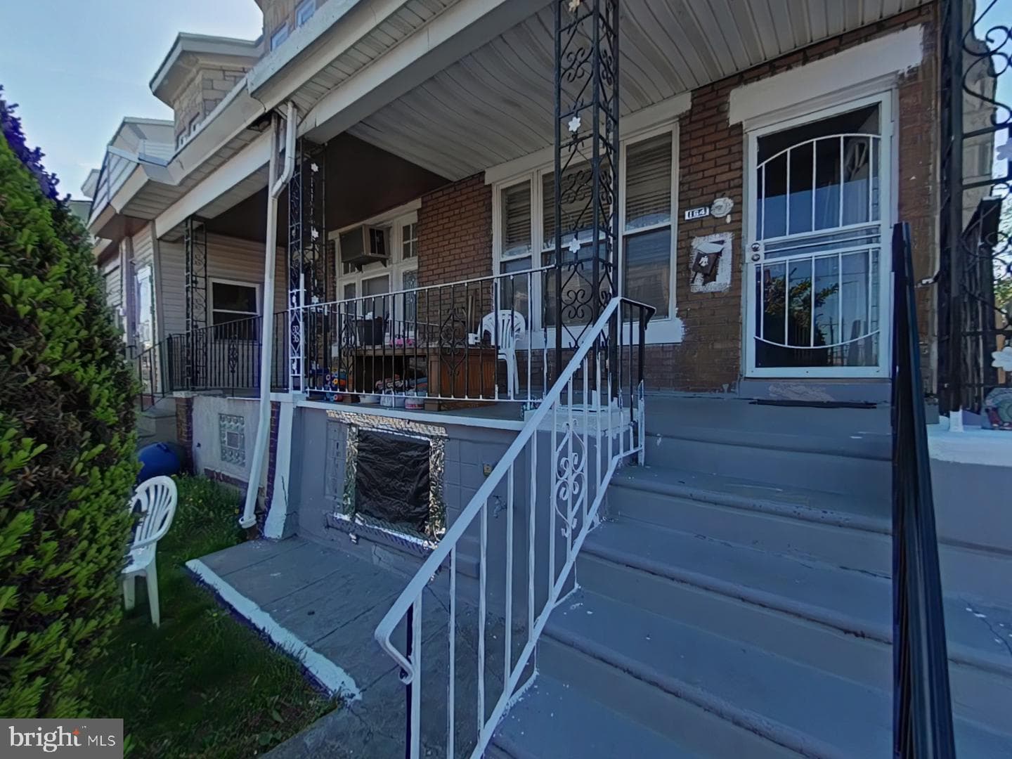 164 W Albanus Street photo 2