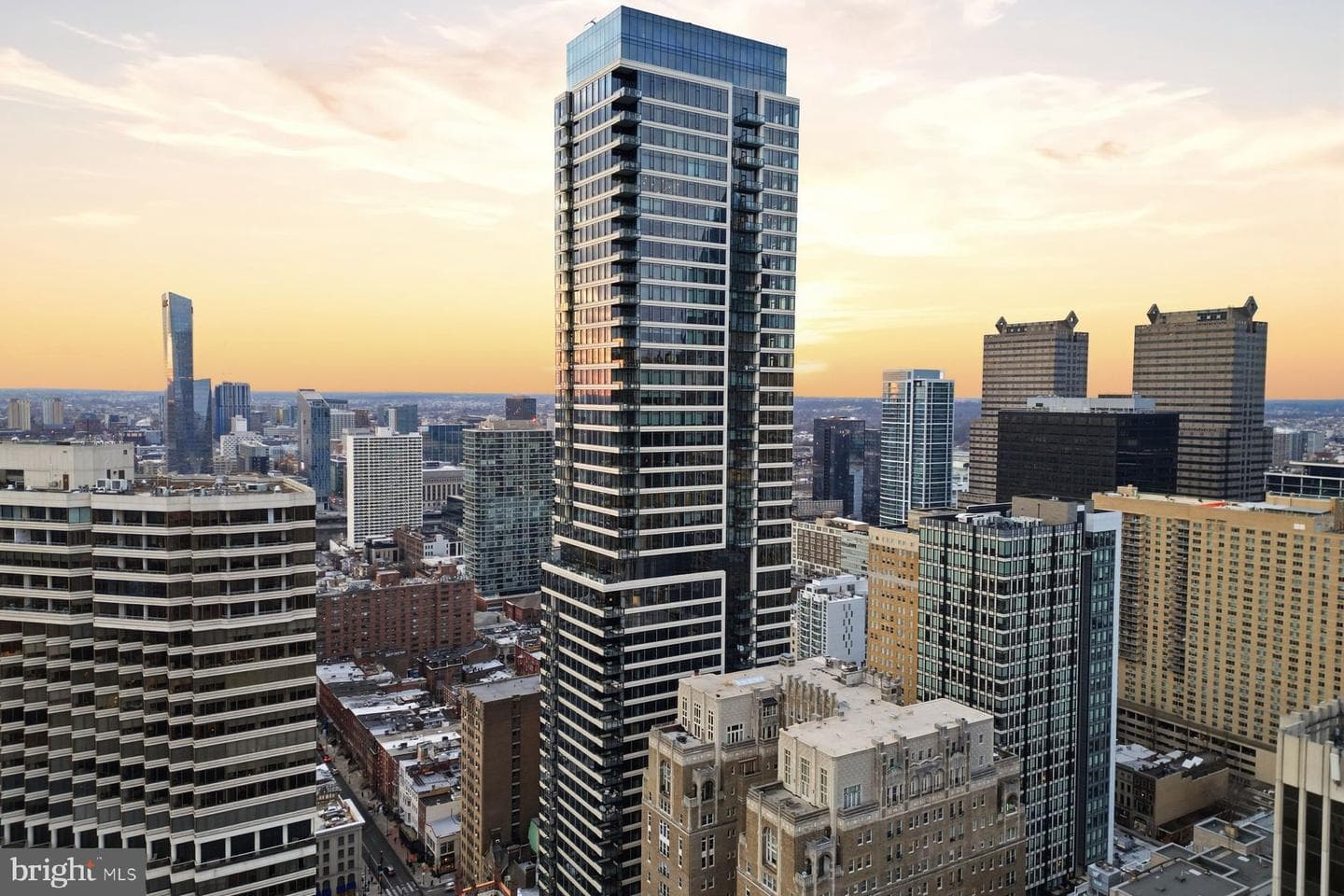1911 Walnut St #4402, Philadelphia