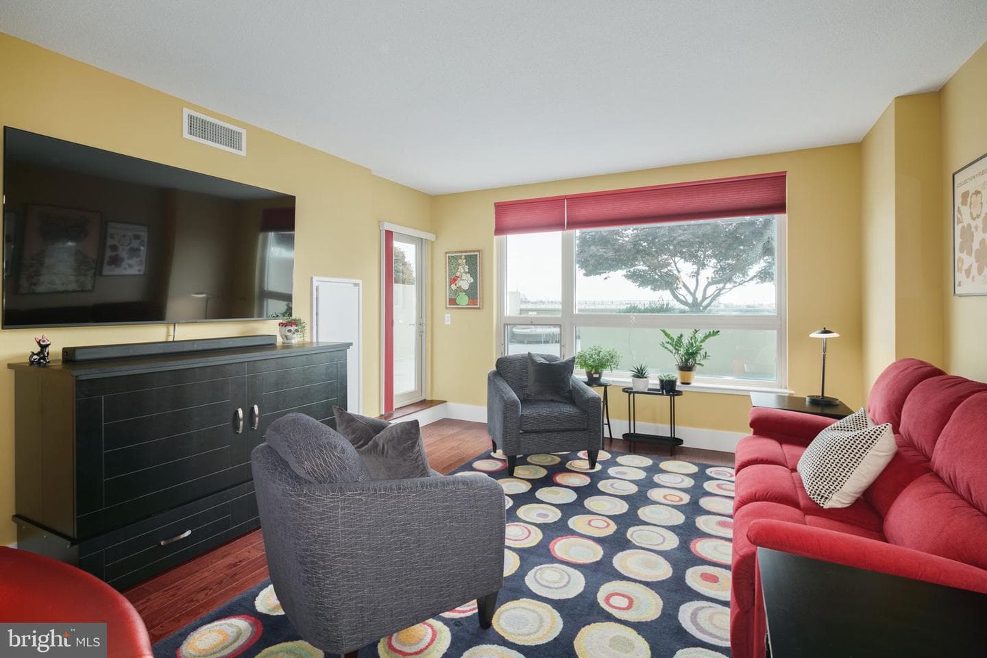 717 S Columbus Boulevard #406, Philadelphia