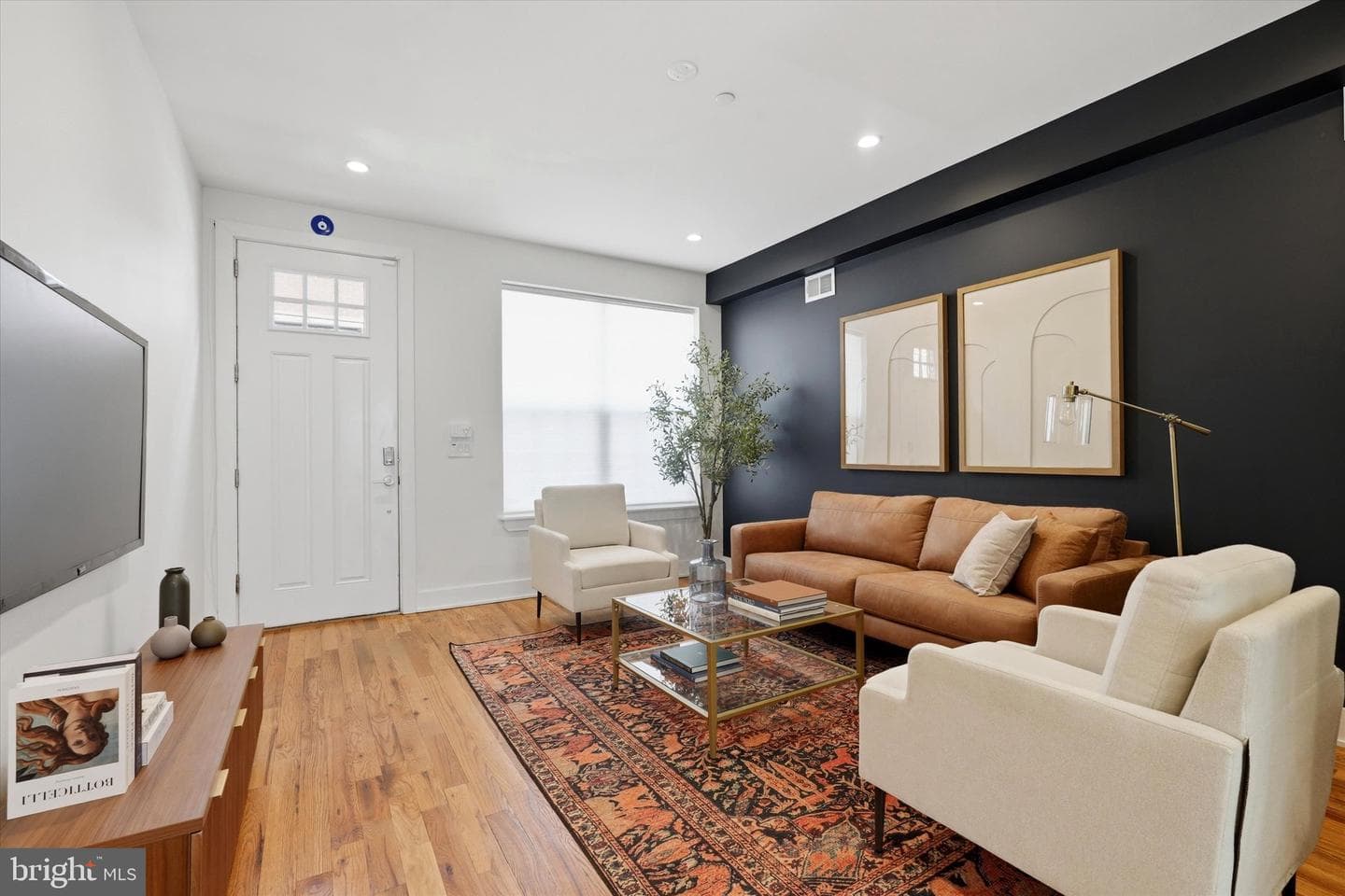 2414 Manton Street photo 2