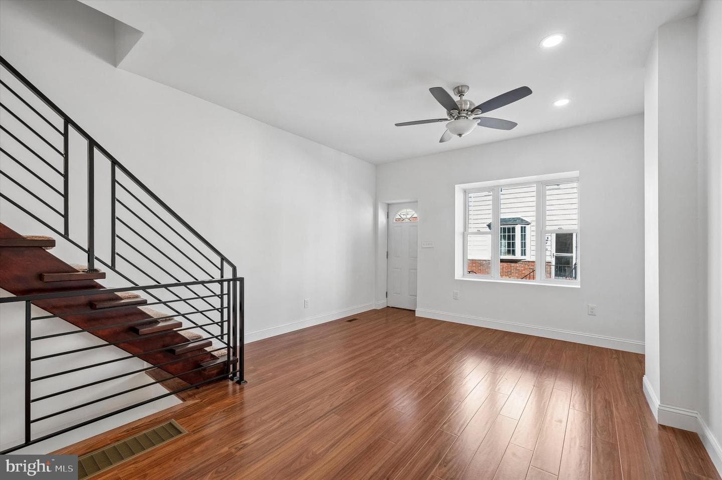 2544 S Watts Street photo 8