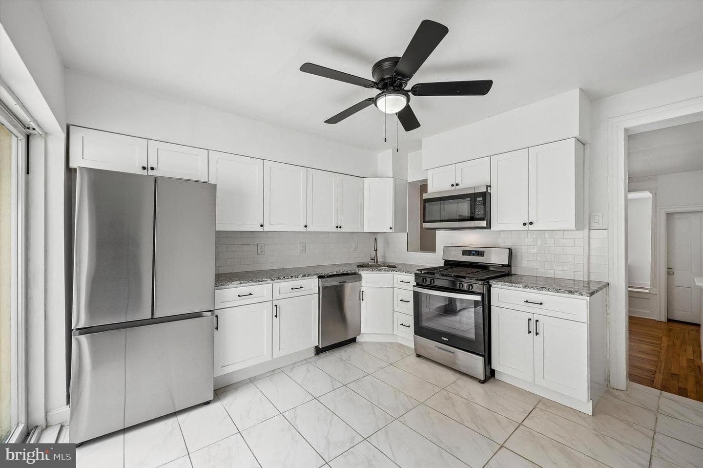 4857 Umbria Street photo 10