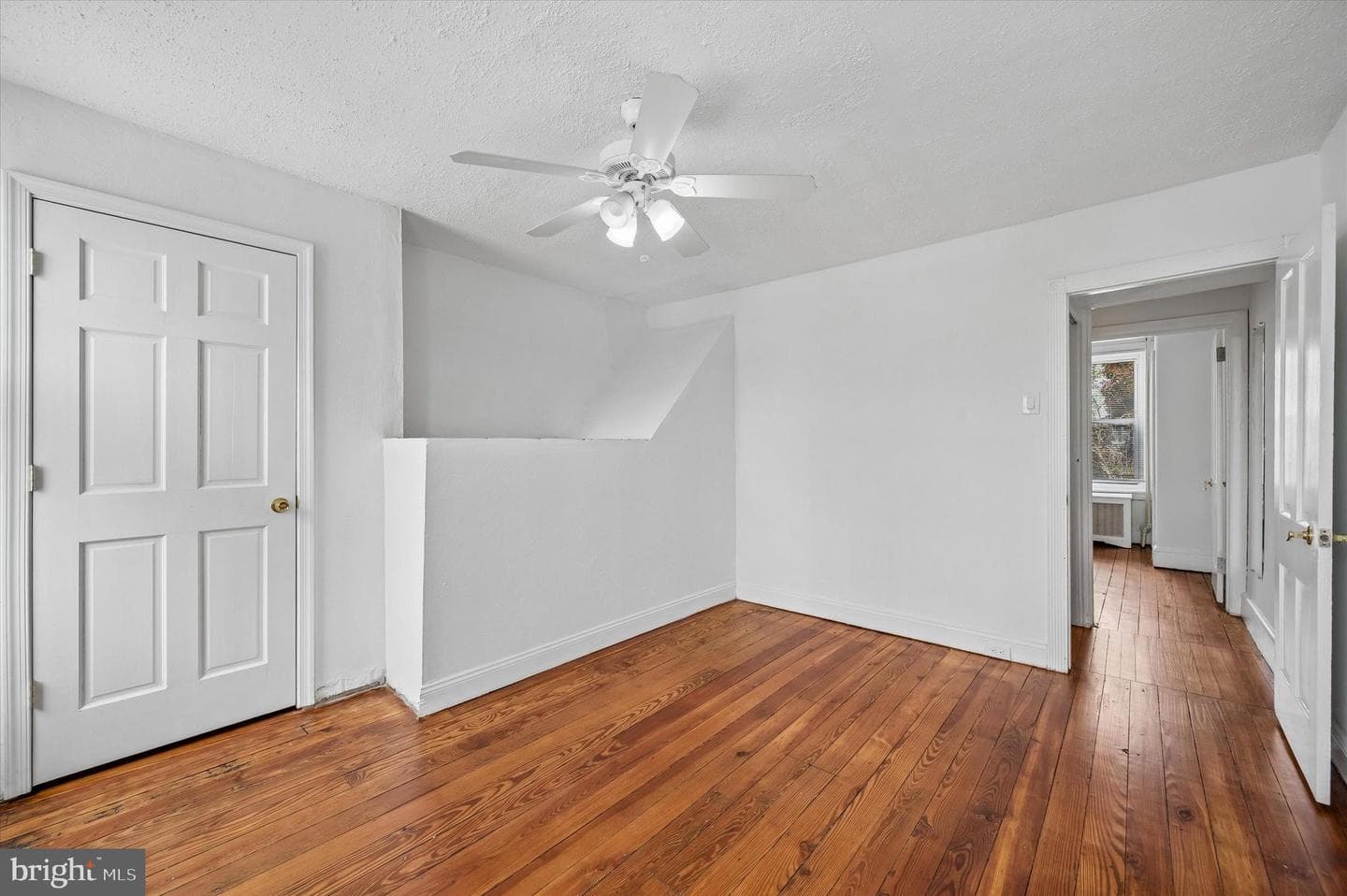 4857 Umbria Street photo 17