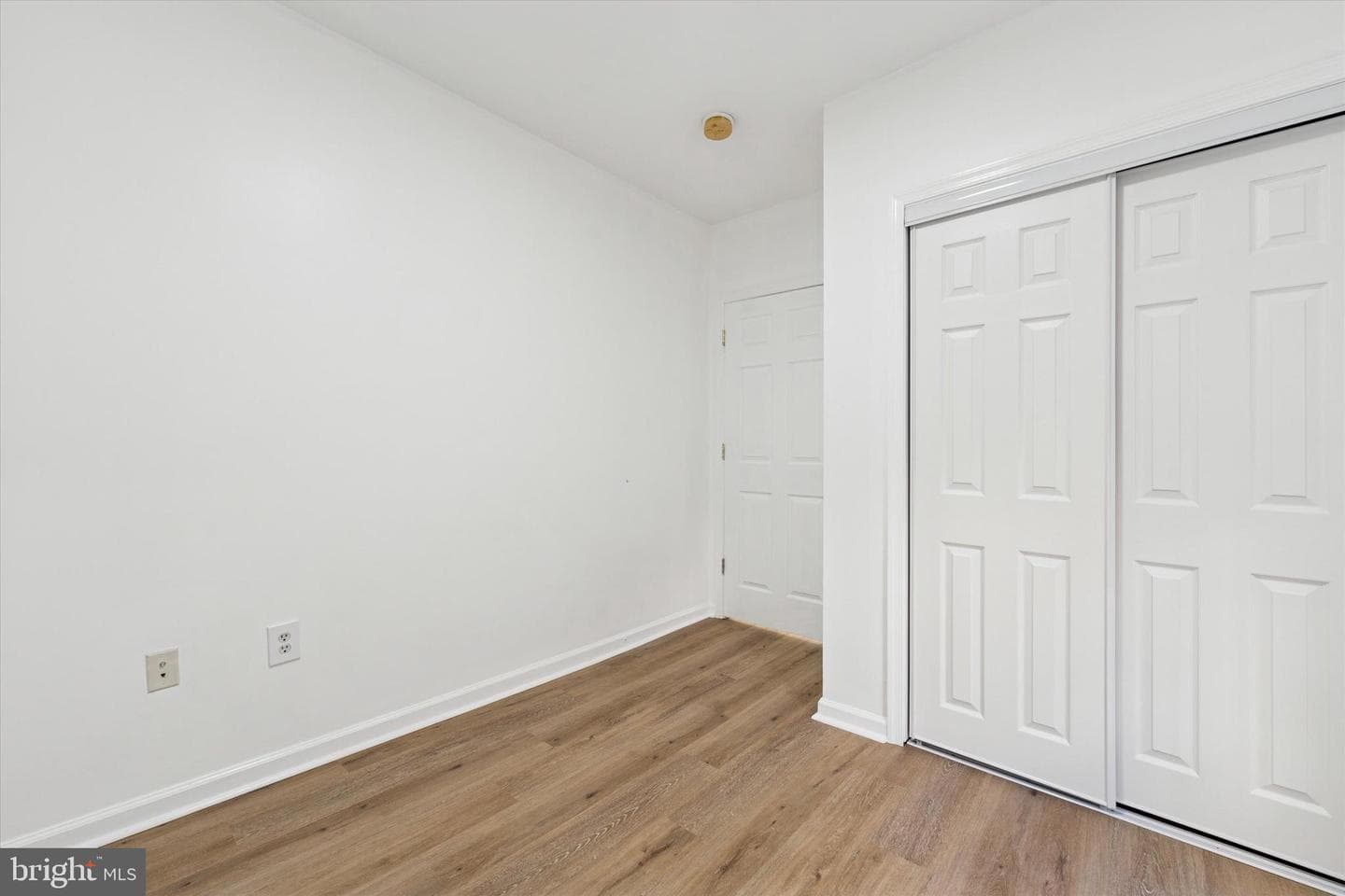 1621 W Montgomery Avenue photo 11