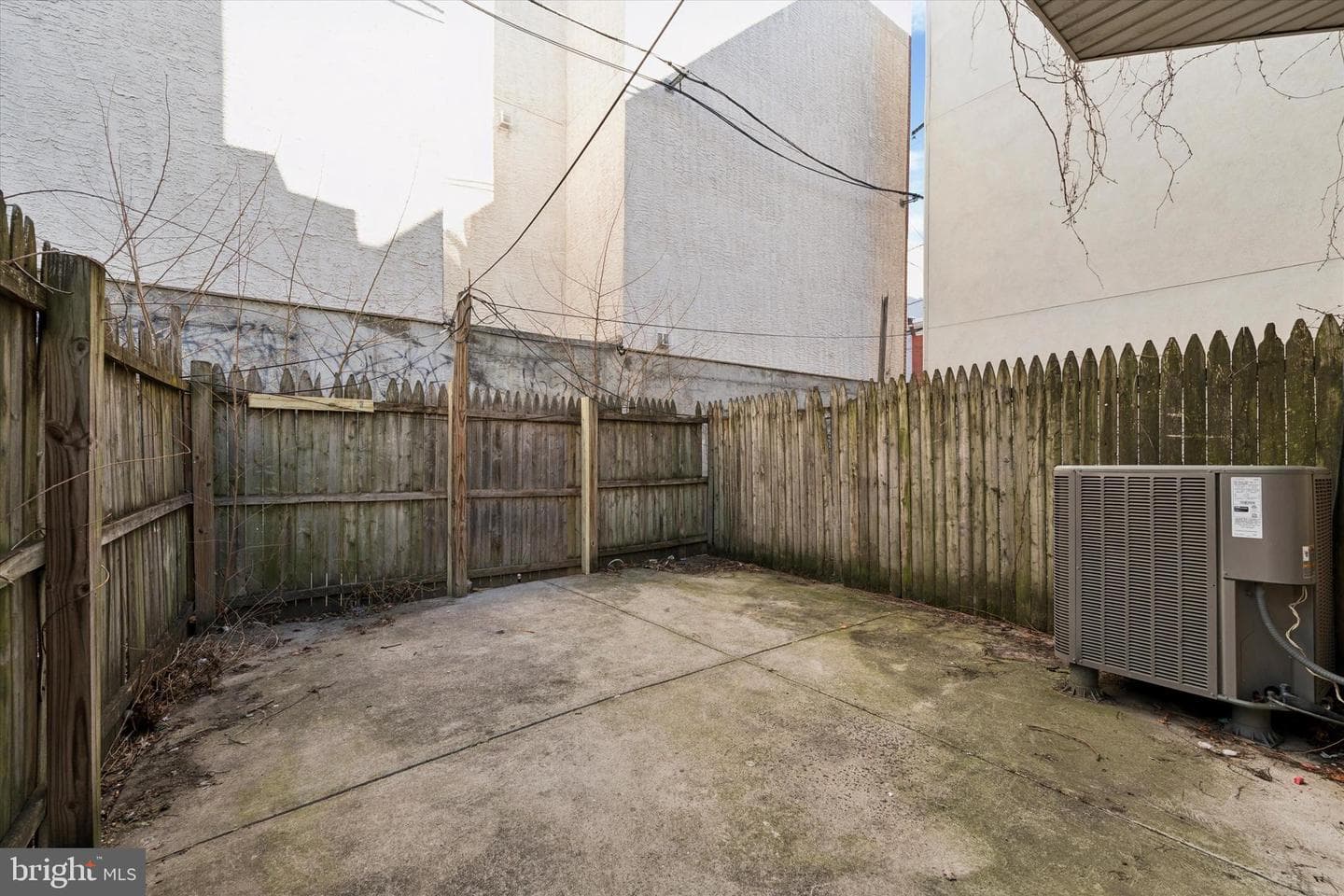 1621 W Montgomery Avenue photo 25