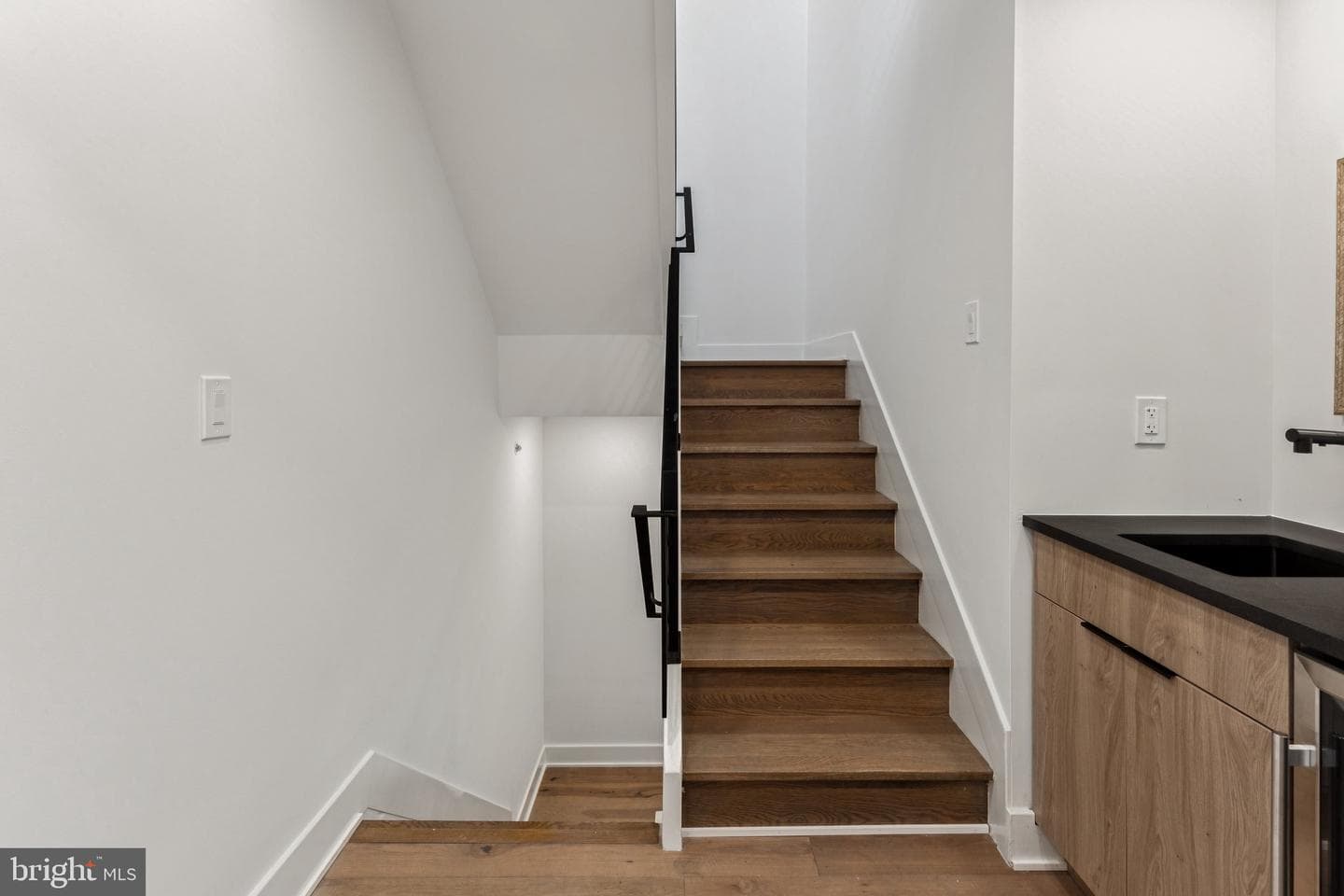 739 N Capitol Street photo 22