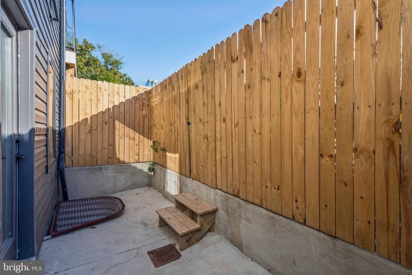 739 N Capitol Street photo 55