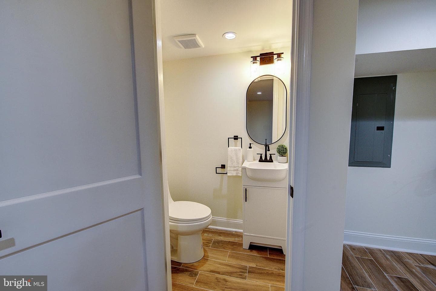 818 S 51st Street photo 50