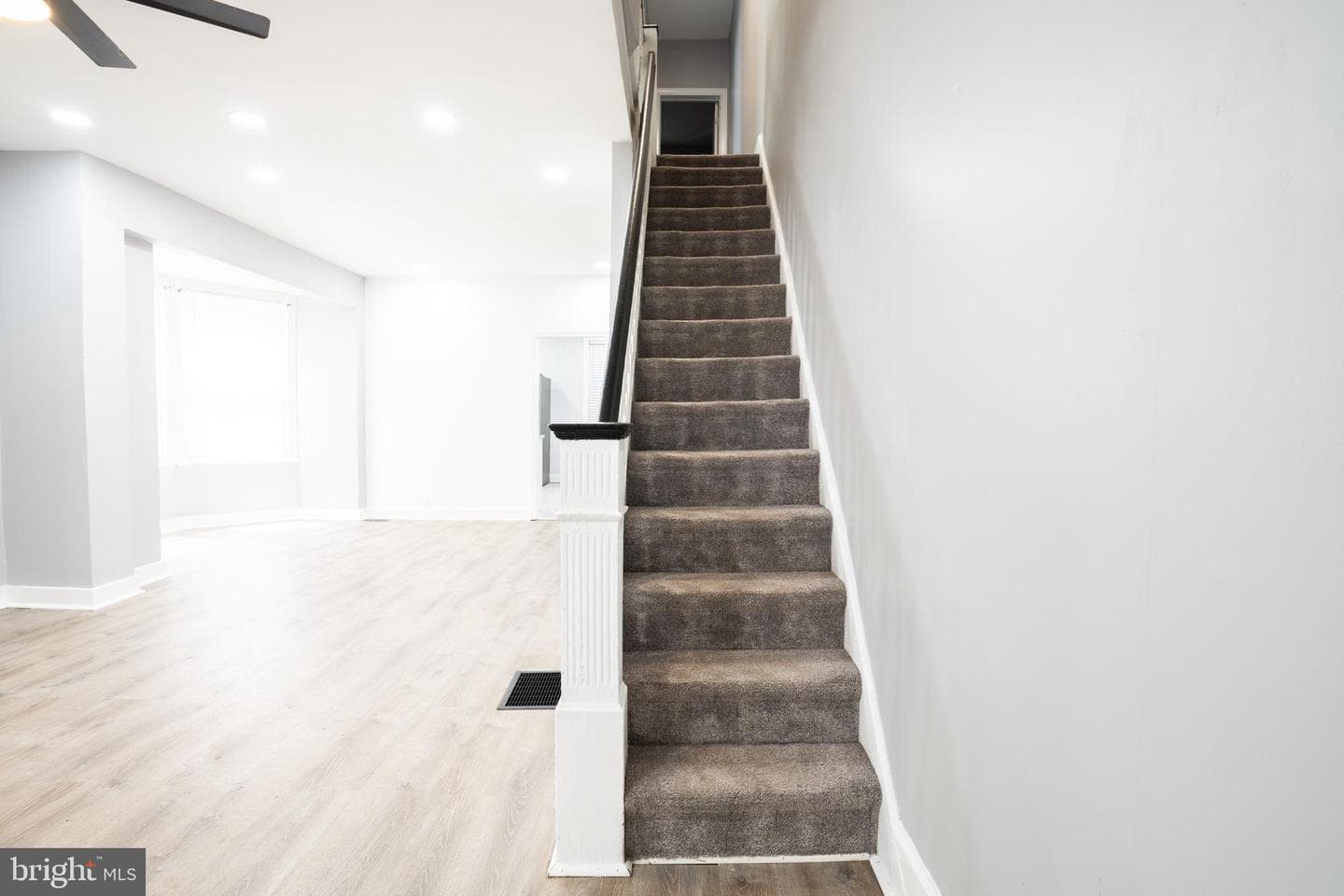 5532 Chew Avenue photo 9